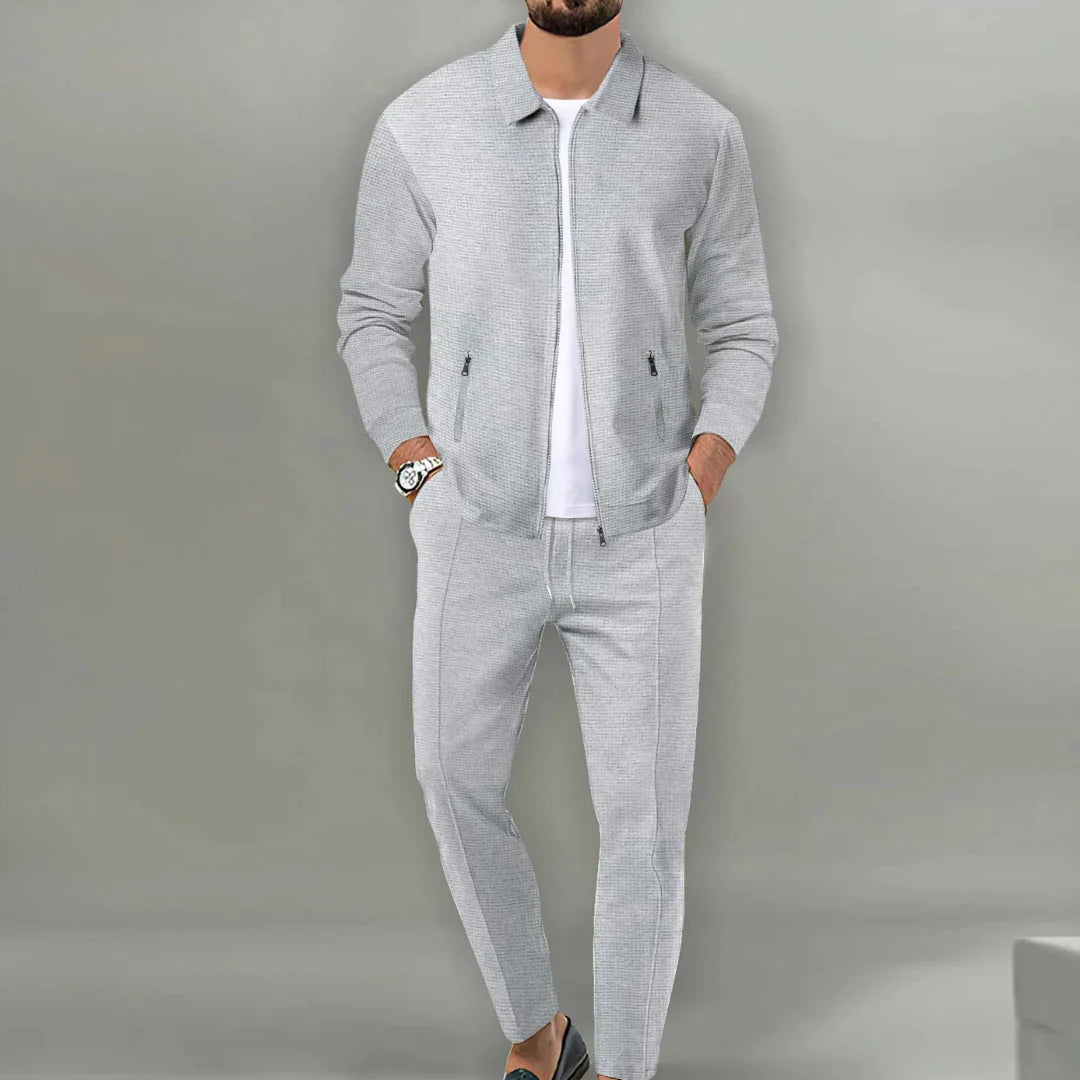 LÉON - TWO-PIECE CASUAL TRACKSUIT