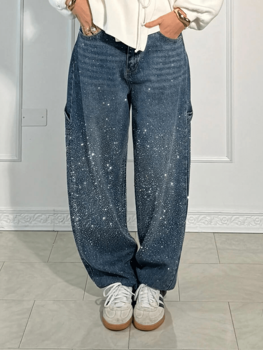 Julia | Trendy Balloon Carpenter Jeans with Subtle Sparkle
