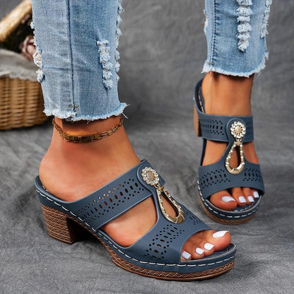 FAITH | CHIC AND COMFORTABLE SUPPORTIVE SANDALS